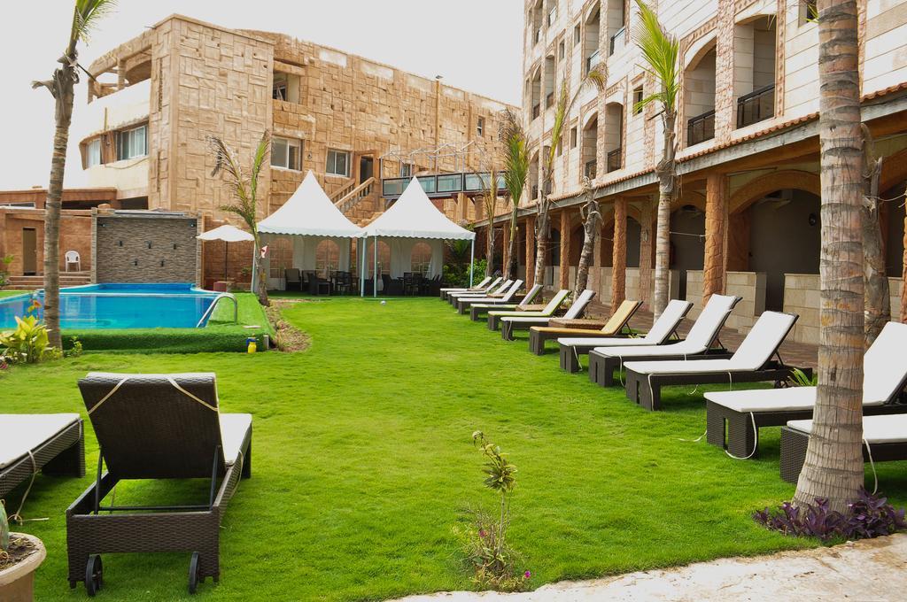 Hotel Le Virage Dakar Exterior photo